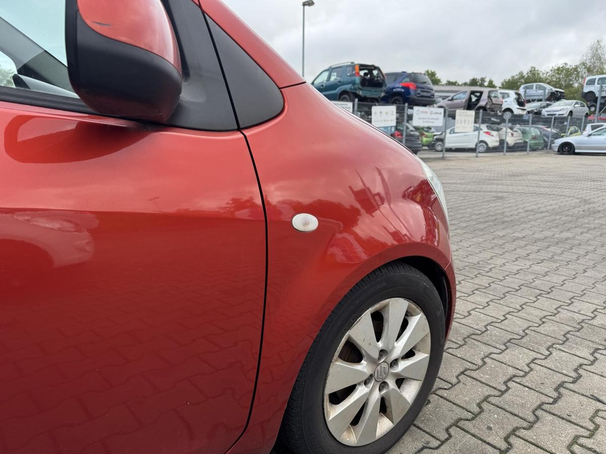 Suzuki Splash original Kotfl&uuml;gel vorn rechts rotbraun Bj.2010